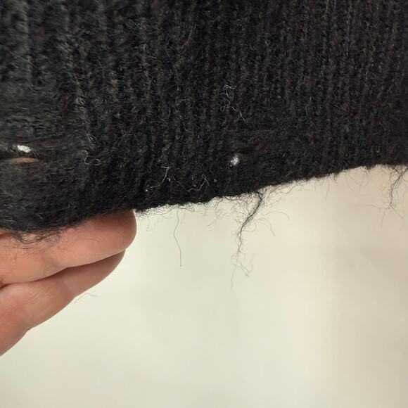 Anthropologie Cropped Distressed Sweater Womens Size Small Slouchy Black V-Neck - Picture 8 of 12